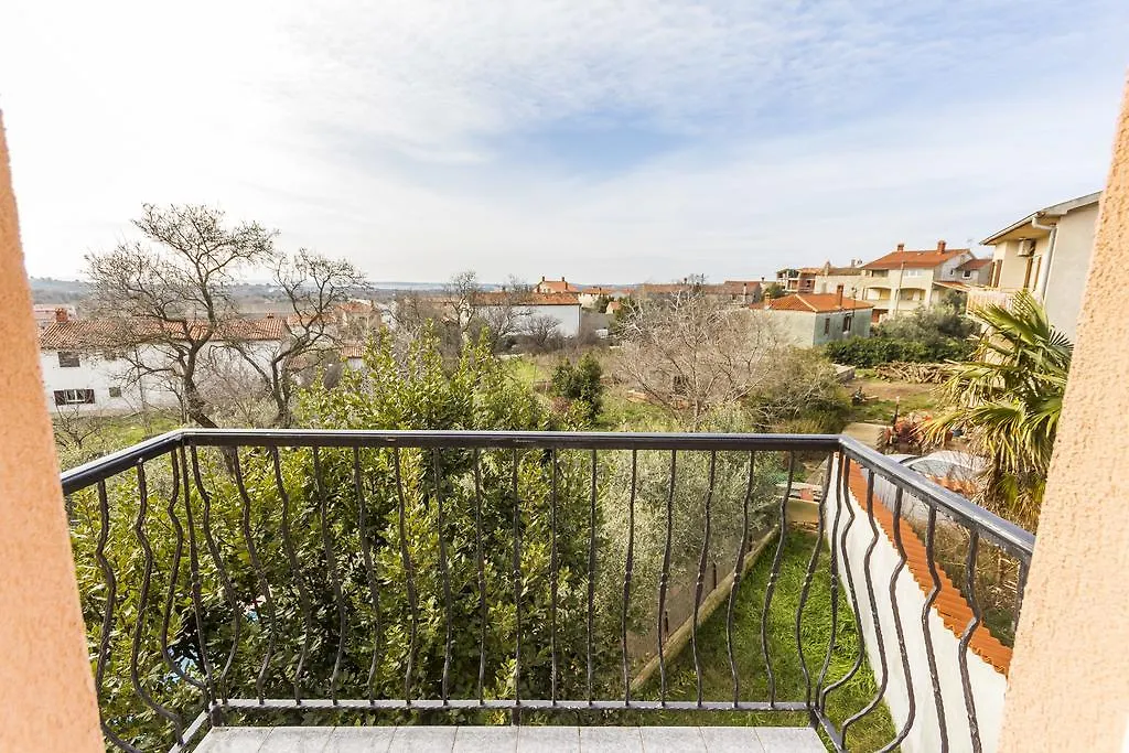 Apartments Gloria Liznjan Croatia